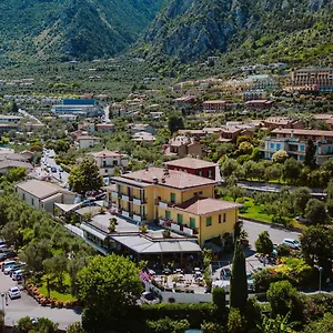 https://hotel-limone.it-lombardy.com