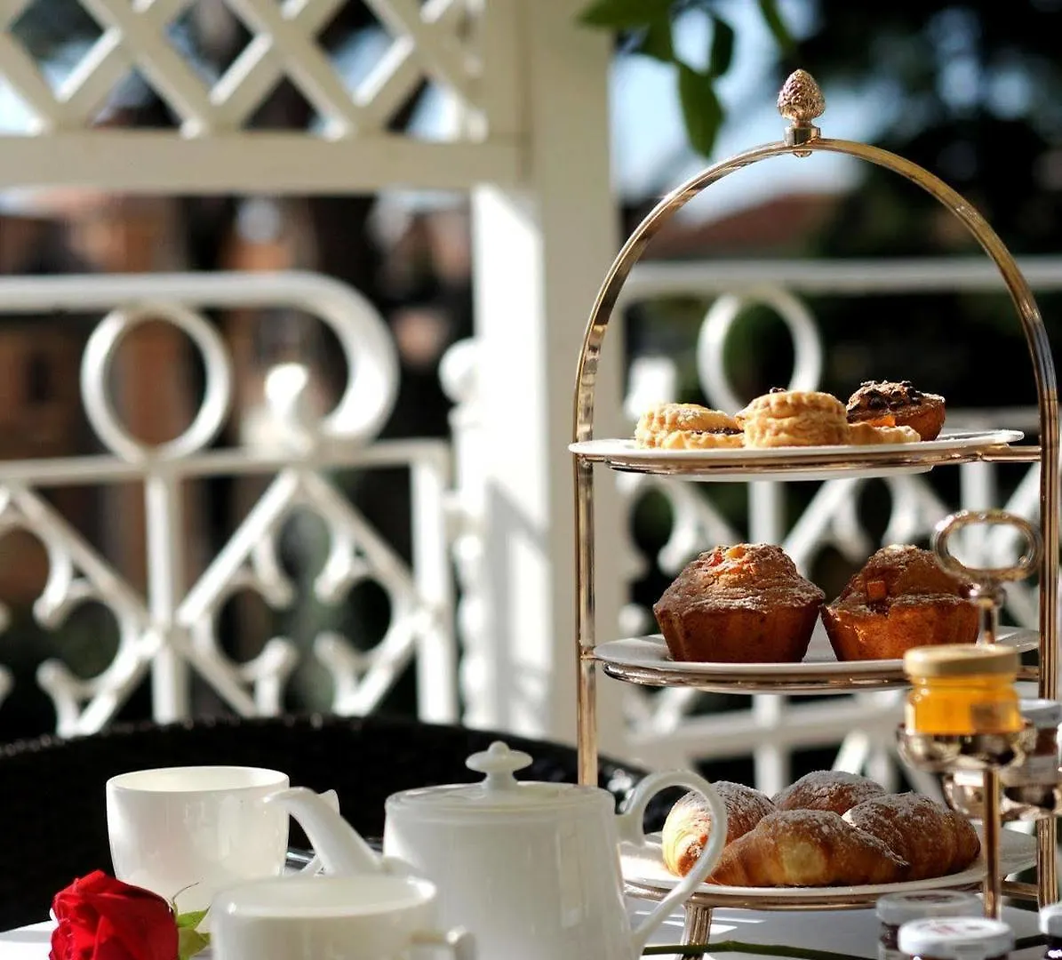 ****  Hotel Villa Duse Roma Italia